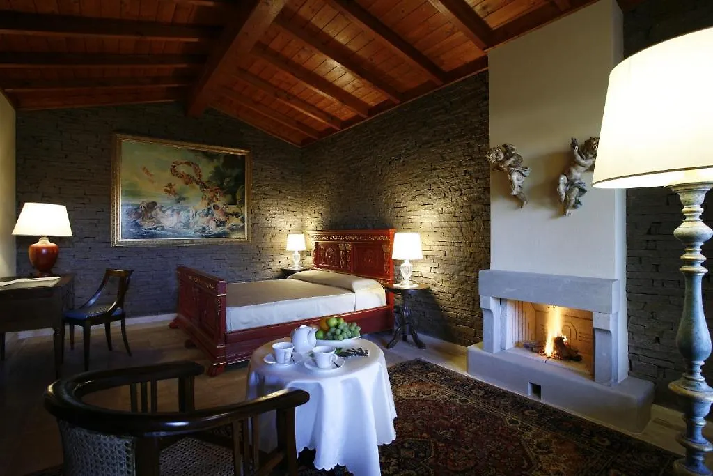 Gasthaus Castellinaria Orroli Landhaus